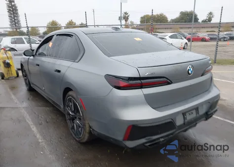 2024 BMW 760I xDrive z USA, uszkodzony, nr VIN WBA33EJ0XRCP00908